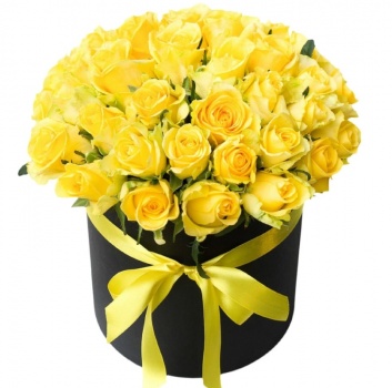 Букет из 51 желтой розы в коробке