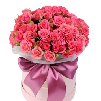 Букет из 19 розовых кустовых роз в коробке